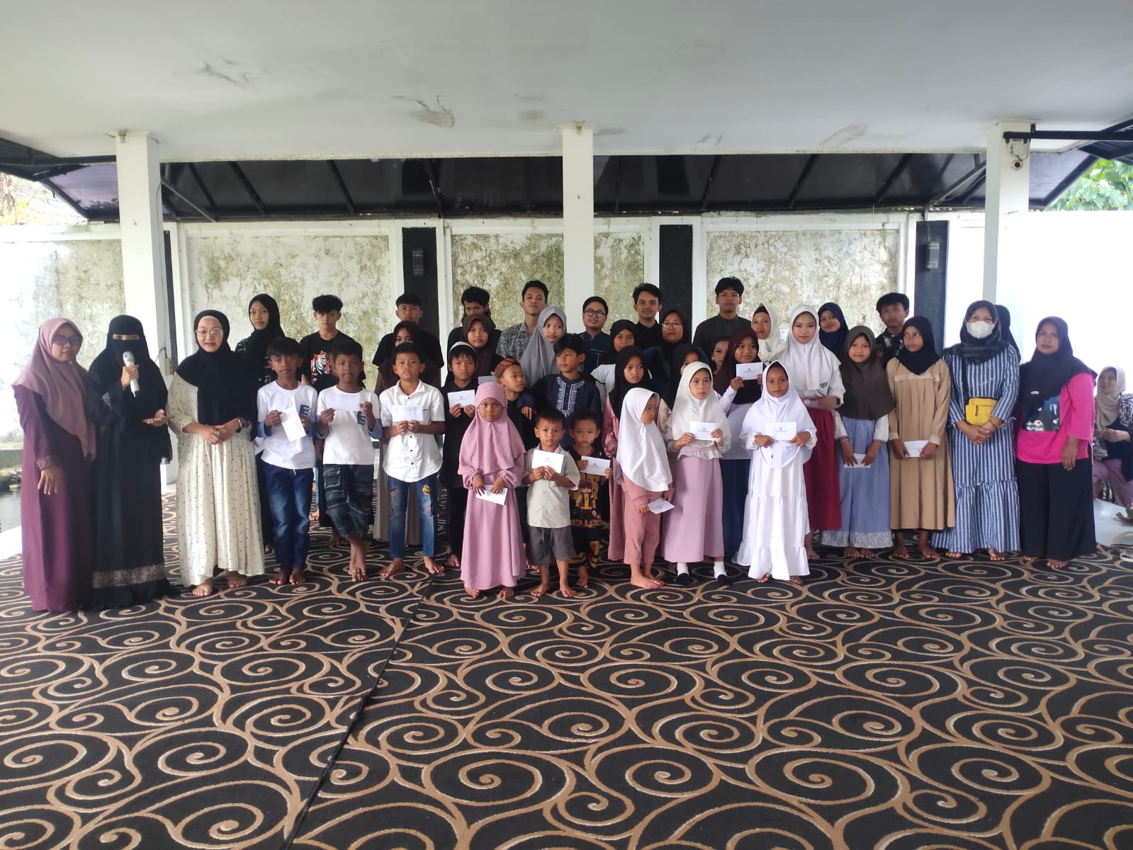 PERINGATAN 10 Muharam. BUNDA BILQIS Bersama CV Janguleee dan PT Janguleee bungsuna Santuni Anak Yatim
